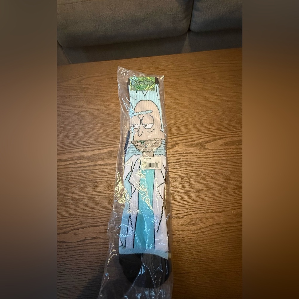 NWT Rick & Morty Cartoon Socks in Blue & White - 2Pairs - SZ 6-12 - Unisex